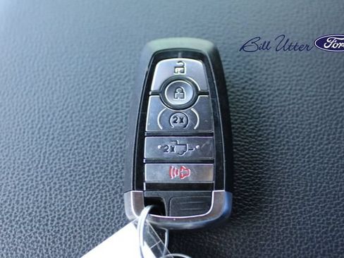 Used 2025 Ford F150 Lariat w/ Equipment Group 501A Mid AWD/4WD image 11