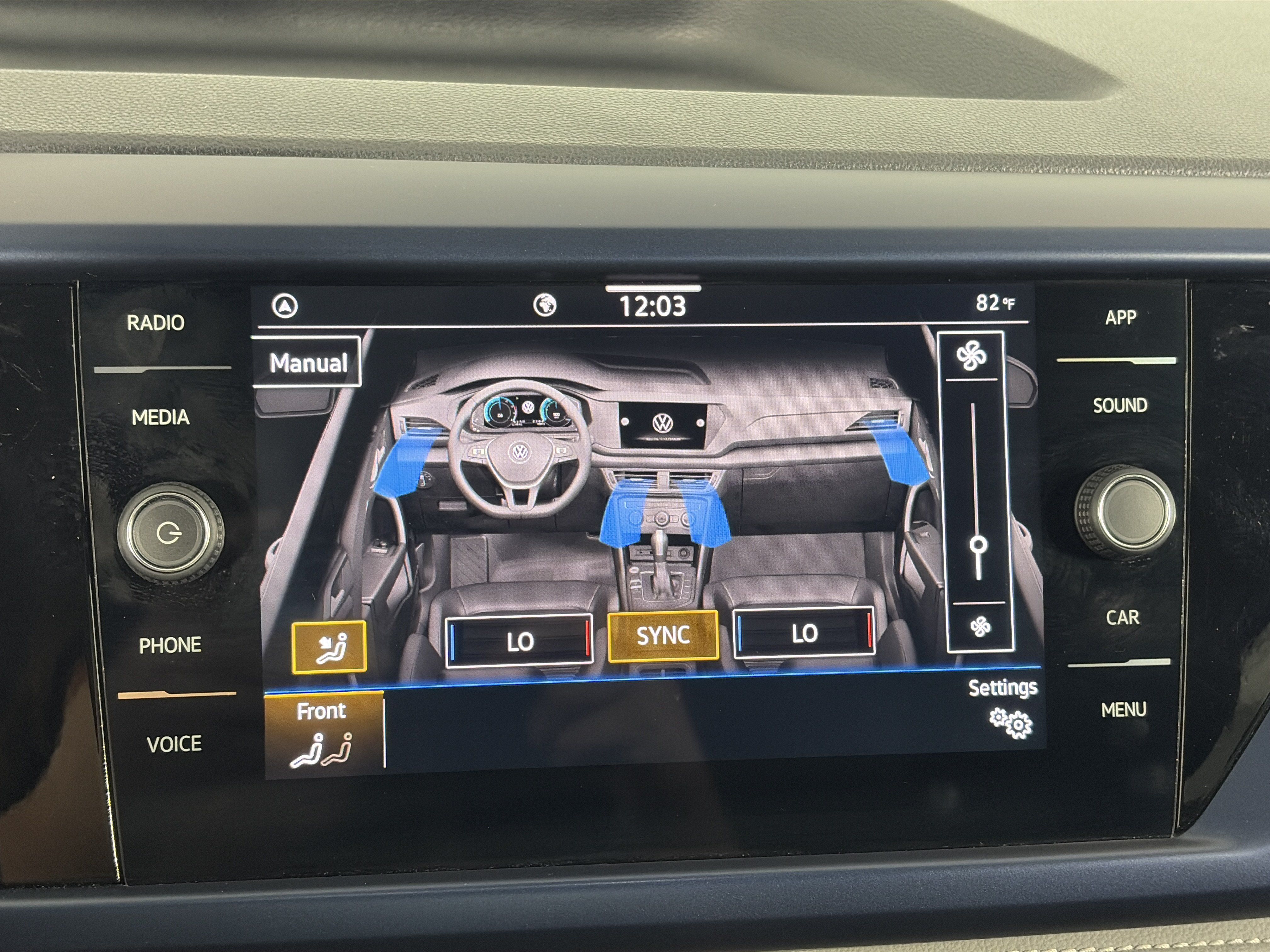 Used 2024 Volkswagen Taos SE FWD image 21
