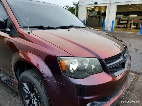 Used 2019 Dodge Grand Caravan SXT image 30