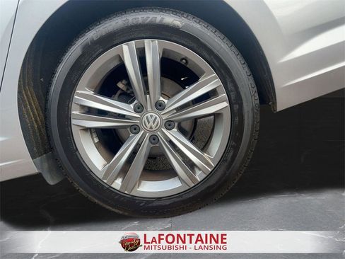 Used 2021 Volkswagen Jetta R-Line w/ R-Line Cold Weather Package image 35