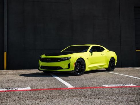 Used 2019 Chevrolet Camaro LT w/ 1LE Track Performance Package image 36