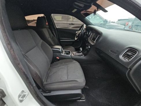 Used 2022 Dodge Charger SXT RWD image 10