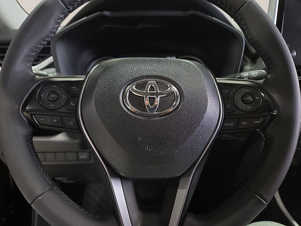 Certified 2025 Toyota RAV4 XLE Premium FWD image 25