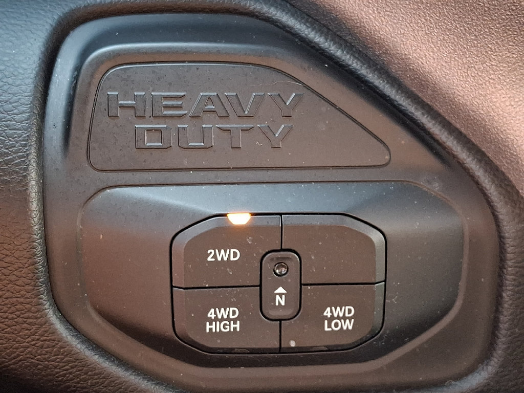 Certified 2025 RAM 3500 Laramie AWD/4WD image 31