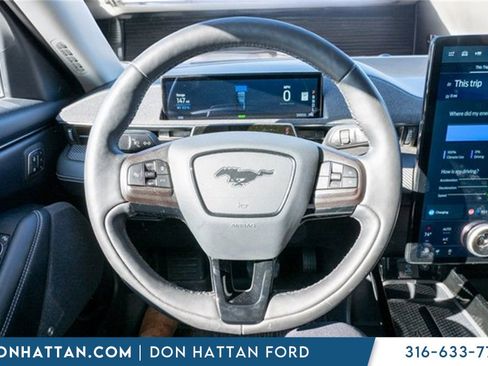 Used 2021 Ford Mustang Mach-E Premium image 6