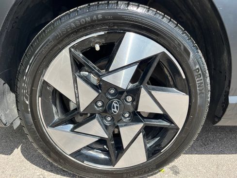 Used 2024 Hyundai Kona Limited FWD image 9