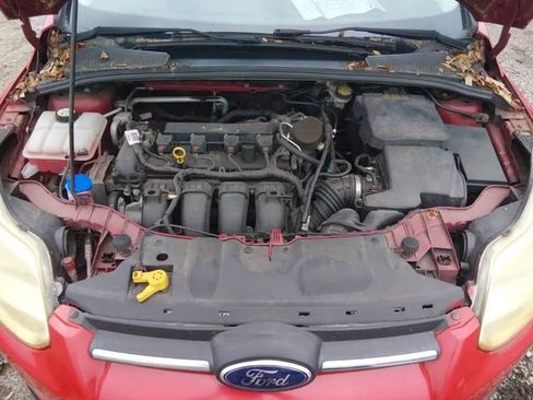 Used 2014 Ford Focus SE FWD image 5