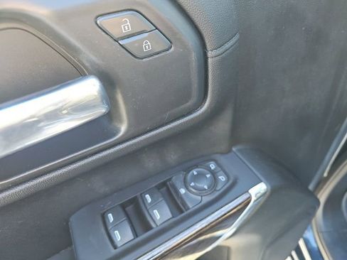 Used 2021 GMC Sierra 1500 SLE w/ X31 Off-Road Package image 14