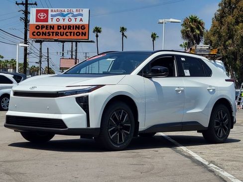 New 2026 Toyota bZ FWD image 3