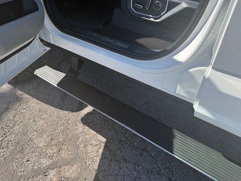 Used 2022 Ford F350 Limited image 25