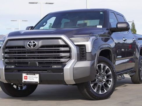 Used 2025 Toyota Tundra Limited image 3