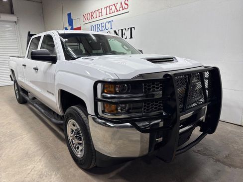 Used 2019 Chevrolet Silverado 2500 W/T w/ WT Convenience Package image 2