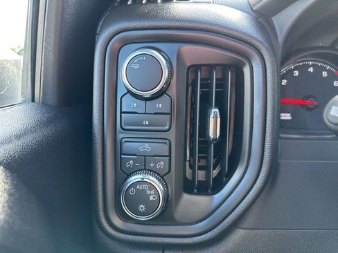 Used 2024 GMC Sierra 2500 Pro w/ Convenience Package image 23