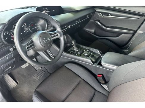 Used 2023 MAZDA MAZDA3 s FWD image 10