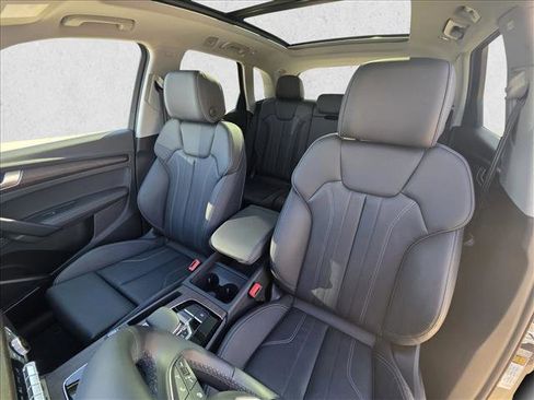 Certified 2025 Audi Q5 2.0T Premium Plus image 14