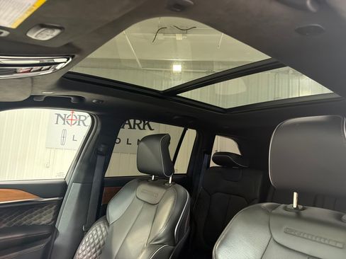 Used 2023 Jeep Grand Cherokee Summit AWD/4WD image 14