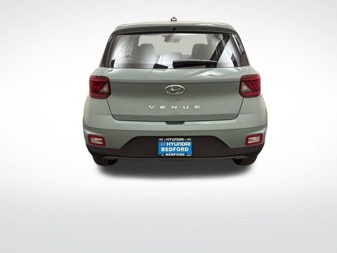 New 2026 Hyundai Venue SE FWD image 6