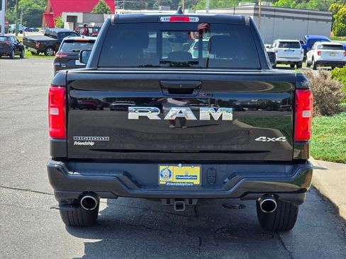 Used 2025 RAM 1500 Big Horn AWD/4WD image 25