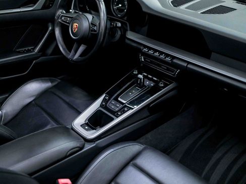 Used 2020 Porsche 911 Carrera 4S AWD/4WD image 59