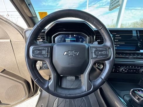 Used 2022 Chevrolet Silverado 1500 ZR2 image 22