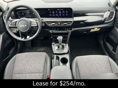 New 2026 Kia Seltos S image 17