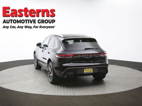 Used 2024 Porsche Macan image 40