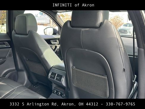 Used 2018 Jaguar F-PACE R-Sport image 31