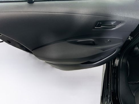 Used 2025 Toyota Corolla LE FWD image 25