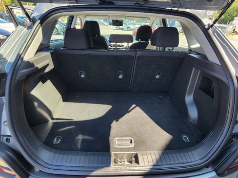 Used 2018 Ford F150 XL w/ Equipment Group 101A Mid AWD/4WD image 12