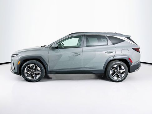 Used 2025 Hyundai Tucson SEL FWD image 4