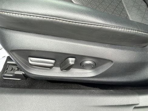 Used 2023 Toyota Camry XSE image 15