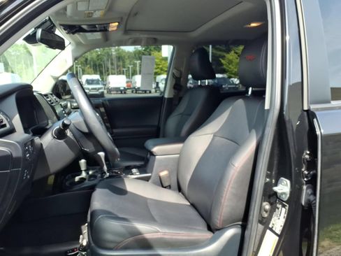 Used 2023 Toyota 4Runner TRD Off-Road Premium w/ Off Road Premium Plus Package AWD/4WD image 15