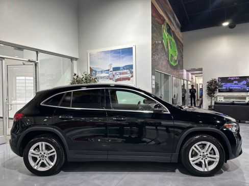 Used 2021 Mercedes-Benz GLA 250 4MATIC image 26