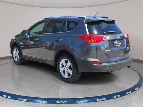 Used 2013 Toyota RAV4 XLE FWD image 8