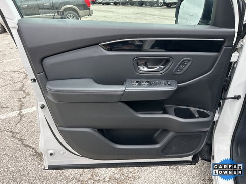 Used 2025 Honda Pilot Touring image 64