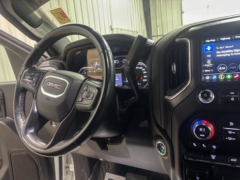 Used 2023 GMC Sierra 2500 AT4 w/ Gooseneck/5TH Wheel Package image 17