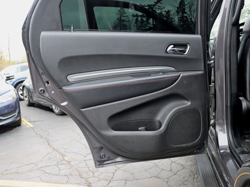 Used 2018 Dodge Durango R/T w/ Blacktop Package AWD/4WD image 33