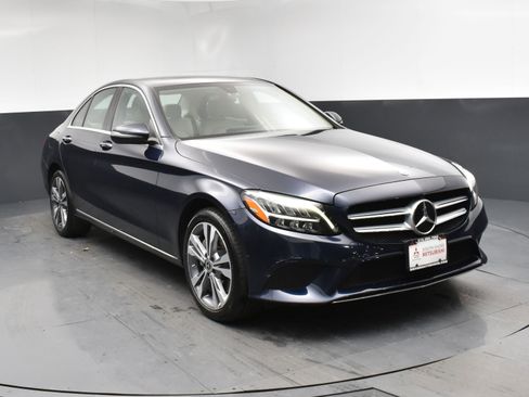 Used 2021 Mercedes-Benz C 300 4MATIC Sedan image 2