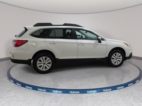 Used 2015 Subaru Outback 2.5i Premium AWD/4WD image 5
