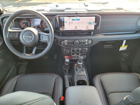 New 2026 Jeep Wrangler Unlimited Rubicon image 10
