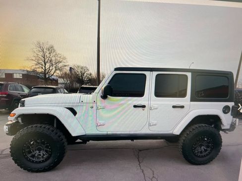 Used 2018 Jeep Wrangler Unlimited Sport S AWD/4WD image 2