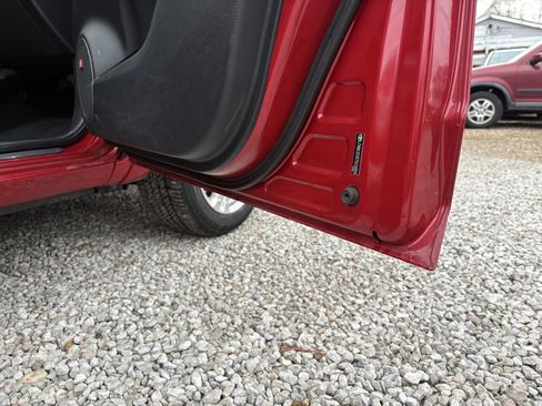 Used 2007 Toyota RAV4 Sport image 36