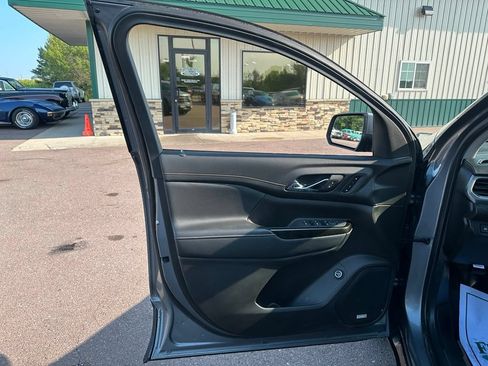 Used 2021 GMC Acadia AT4 w/ GMC Pro Grade Package AWD/4WD image 11