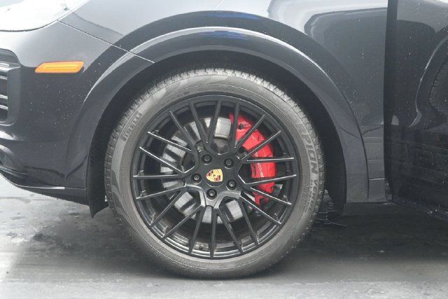 Used 2021 Porsche Cayenne GTS AWD/4WD image 23