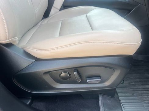 Certified 2023 Ford Explorer Limited w/ Equipment Group 301A AWD/4WD image 12