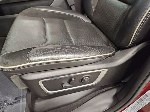 Used 2019 RAM 1500 Laramie image 38