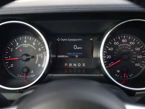 Used 2020 Ford Mustang Premium image 17