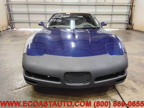 Used 2004 Chevrolet Corvette Convertible w/ Preferred Equipment Group RWD image 7