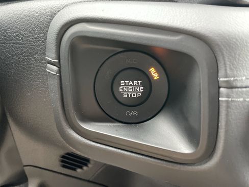 Certified 2025 Jeep Wrangler Sahara image 42