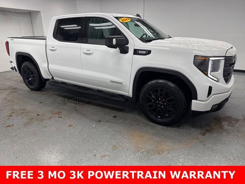 Used 2022 GMC Sierra 1500 Elevation w/ Preferred Package image 2
